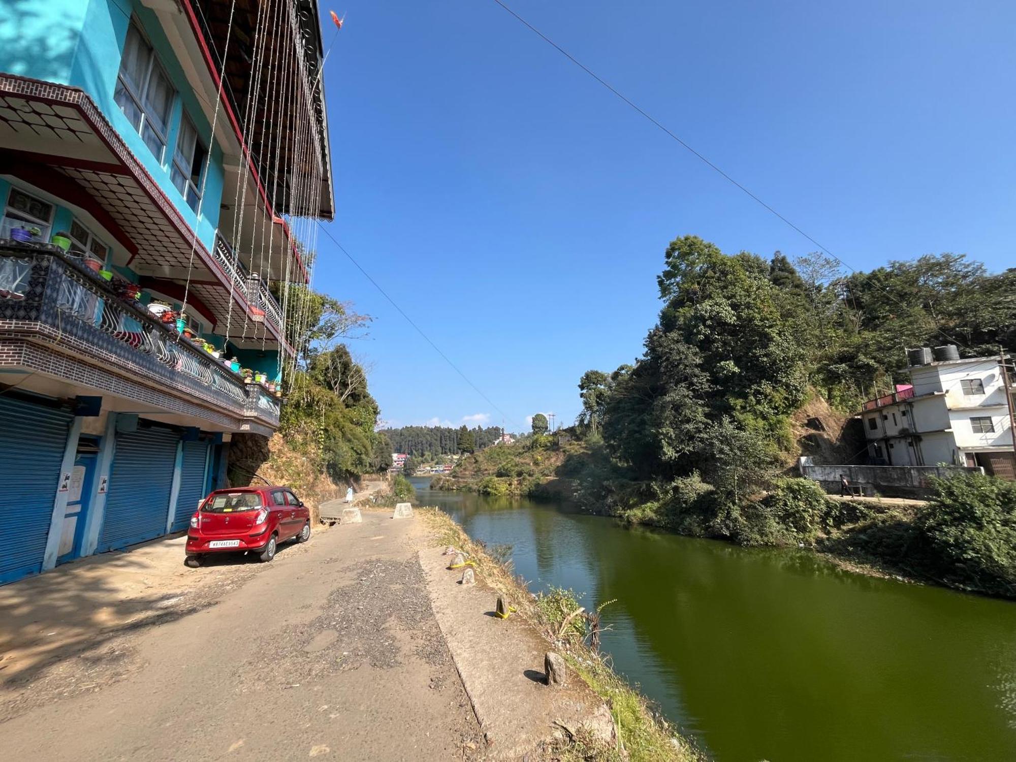 Pradhan Homestay Mirik - Homestay Beside Mirik Lake Экстерьер фото