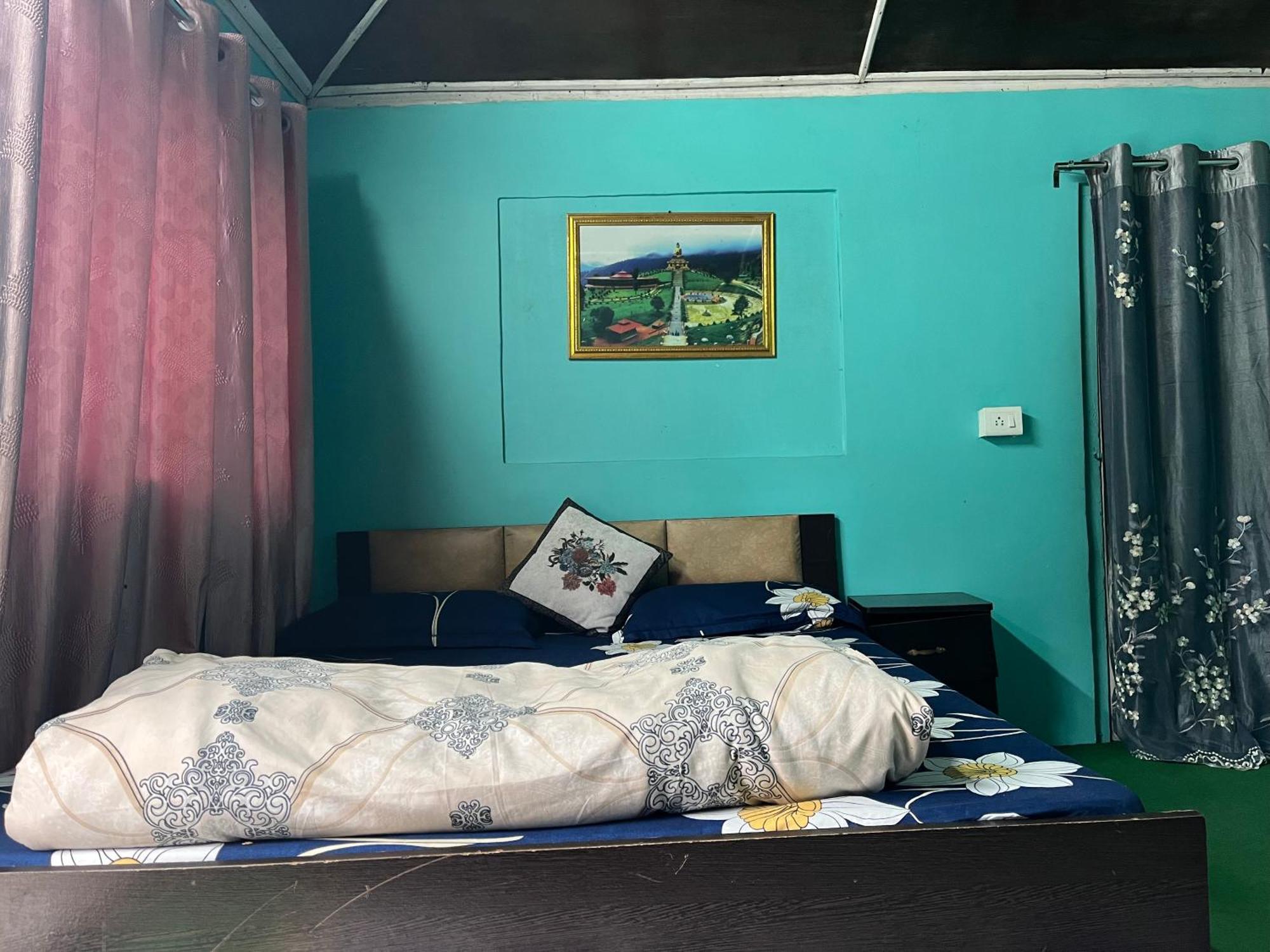 Pradhan Homestay Mirik - Homestay Beside Mirik Lake Экстерьер фото
