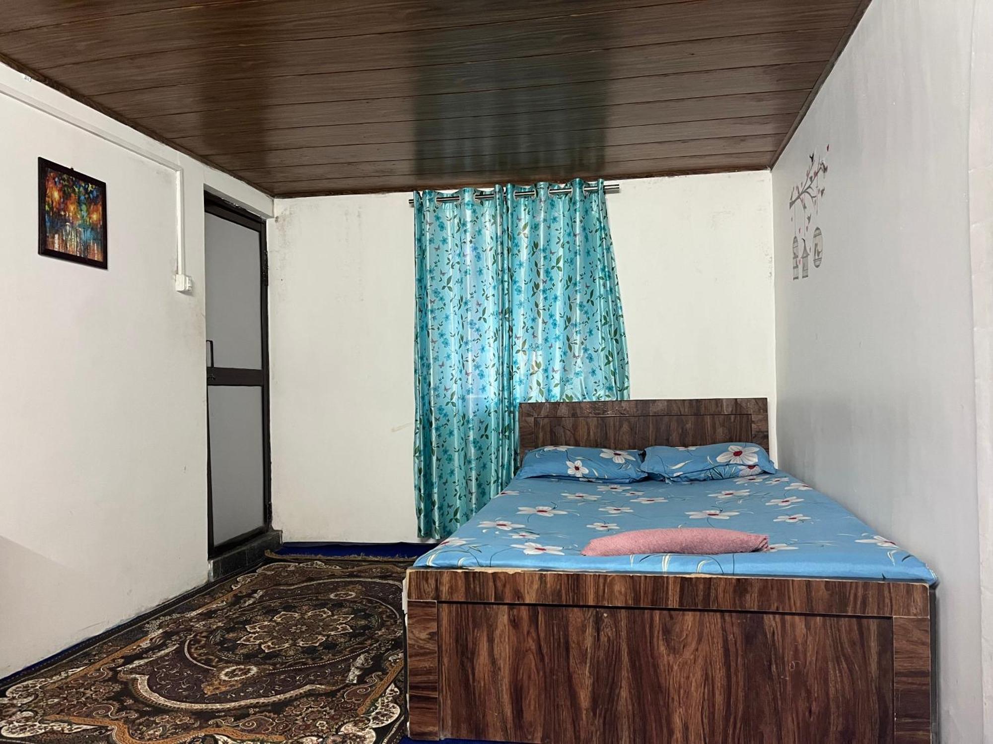 Pradhan Homestay Mirik - Homestay Beside Mirik Lake Экстерьер фото